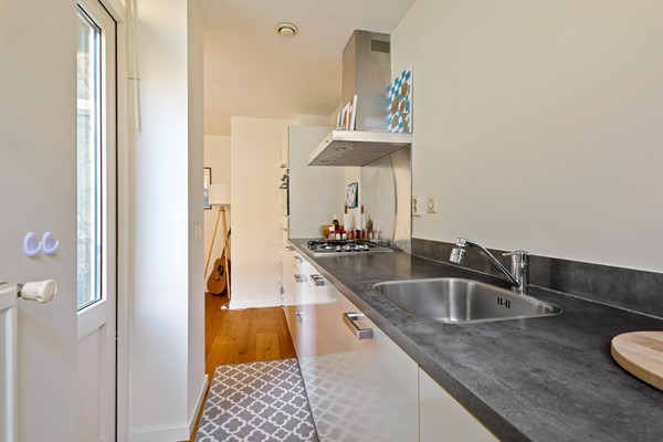 Medium property photo - Van Hogendorpstraat 68A, 1051 BS Amsterdam